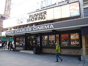 Archivo:Prince Charles Theatre showing Blade Runner