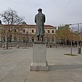Reverso del Monumento a Pío Baroja. Marzo de 2022