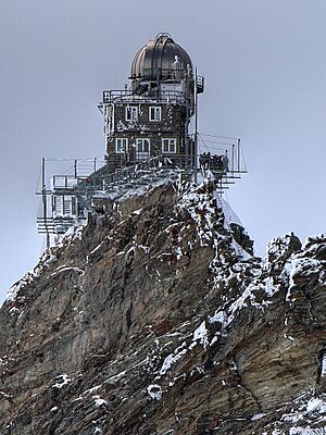 Archivo:Sphinx Observatory