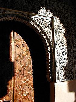Archivo:The Moor's tears-Alhambra-Spain