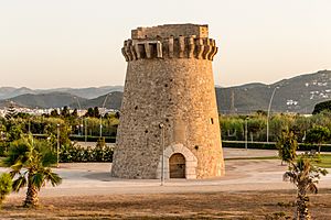 Archivo:Torre vigía de Piles