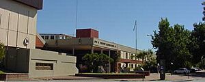 Archivo:UTNfrente