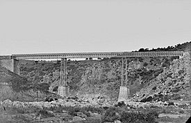 Viaducto de Vadollano (J. Laurent).jpg