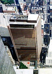 Archivo:Wtc7 from wtc observation deck