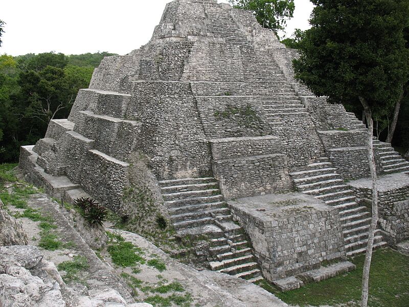 YaxhaNorthAcropolis