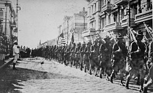 Archivo:American troops in Vladivostok 1918 HD-SN-99-02013