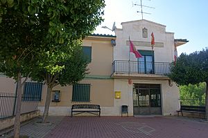 Archivo:Ayuntamiento de Cimanes del Tejar