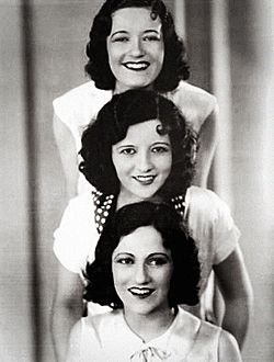 Boswell Sisters 1932.jpg