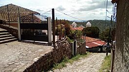 Archivo:Calle de santalucia