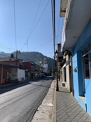 Archivo:Calle principal Jilotepec, Veracruz