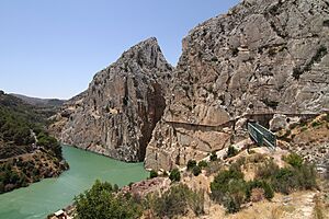 Archivo:Caminito del Rey, salida sur, desfiladero del Gran Gaitán