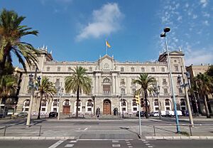 Archivo:Cap Gen BCN01