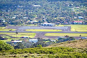 Archivo:Chile-03389 - Airport (49073333472)