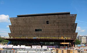 Archivo:Construction of the National Museum of African American History and Culture