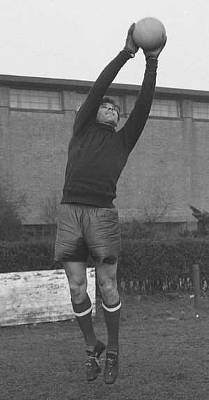 Archivo:Lev Yashin 1960c