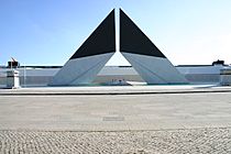 Archivo:Lisboa - Monumento Combatentes Ultramar