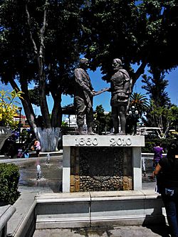 Archivo:Monumento donde los indios adquieren de la Corona Española el título de Tehuacán, Ciudad de Indios
