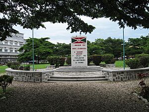 Archivo:Plaza de la Independencia
