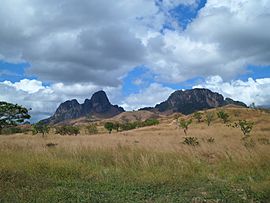 Archivo:SAN JUAN DE LOS MORROS -GUARICO 01