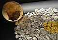 Tresor d'època de taifa, trobat a l'avinguda de la Constitució, museu d'Història de València