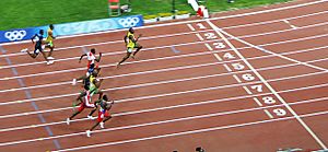 Archivo:Usain Bolt winning-cropped