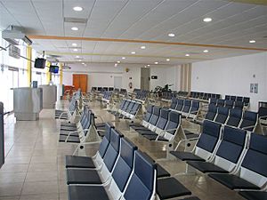 Archivo:Aeropuerto de Manzanillo 8