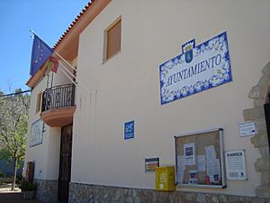Archivo:Ayuntamiento de Torrechiva (Castellón)