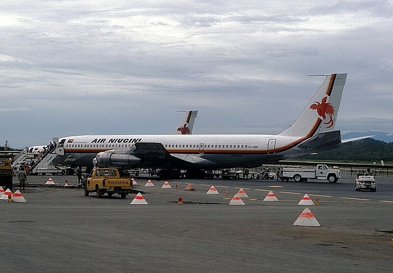 Boeing 707-338C, Air Niugini JP5947993