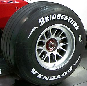 Archivo:Bridgestone Potenza Formula One Tire
