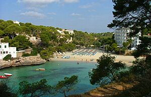 Archivo:Cala Santanyi