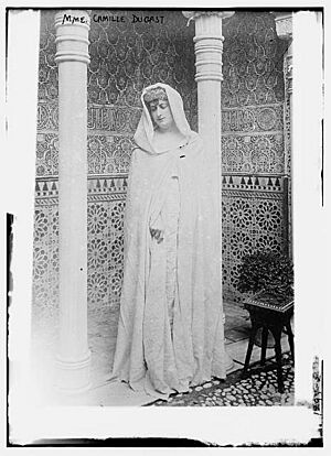 Archivo:Camille du Gast in Morocco, presumed 1906-1912, or for her article published in Je sais tout 1909