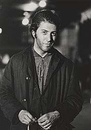 Archivo:Dustin Hoffman on the set of "Midnight Cowboy"