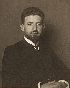 Archivo:ETH-BIB-Grossmann, Marcel (1878-1936)-Portrait-Portr 01239 (cropped)