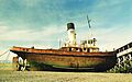 El remolcador Enrique anclado en el muelle de YCF, Río Gallegos, Santa Cruz, Argentina - panoramio