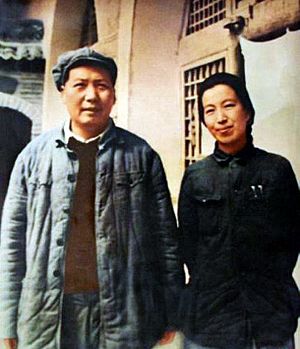 Archivo:Mao and Jiang Qing 1946