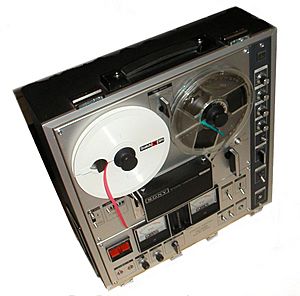 Archivo:Reel-to-reel recorder tc-630