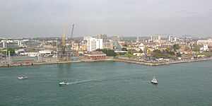 Archivo:Southampton from Aurora 01