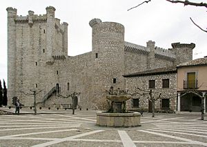 Archivo:Torija castle01