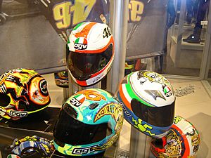 Archivo:Valentino Rossi's AGV helmets