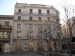 Archivo:254 Banc de Sabadell, pl. Sant Roc 20-21 (Sabadell)