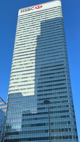 8-Canada-Square (cropped)