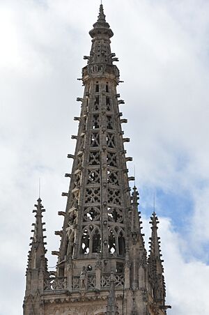 Archivo:DSC 4092-Aguja Catedral Burgos