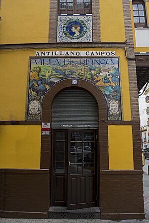Archivo:Edificio villadereinosa bacarisas 2018001
