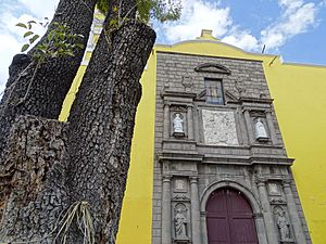 Archivo:Facade of Templo Nuestra Senora de La Merced - Centro Historico - Puebla - Mexico - 01 (15351815997)