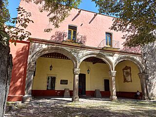 Fachada del Museo Regional de Tlaxcala.jpg