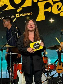 Francisca Aronsson - Comet Fest 2025 1 (cropped).jpg