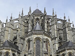 Archivo:Le Mans (72) Cathédrale Saint-Julien Extérieur Chevet 03