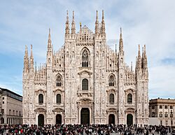 Archivo:Milano Italy Duomo-Milan-01