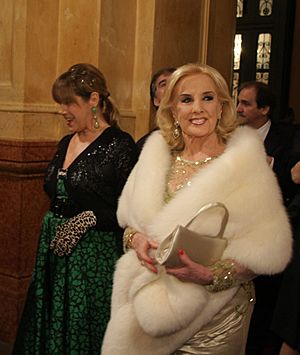 Archivo:Reapertura del Teatro Colón - Mirtha Legrand