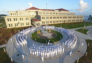 Archivo:U.S. Naval Hospital Guam